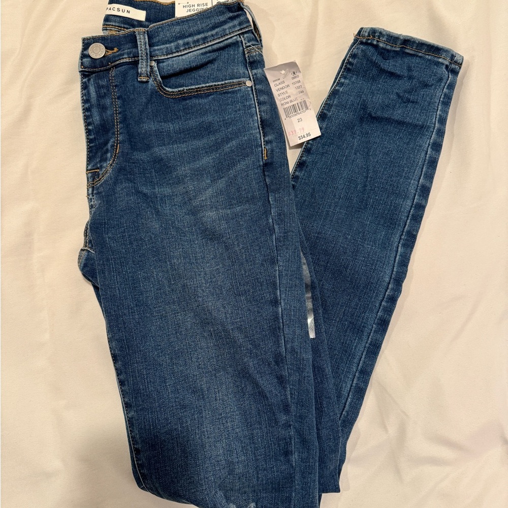 NWT Womens Jeans